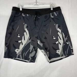 Vuori Infinity Boardshorts Swim Trunks Mens‎ Size 36 Black Multi Floral V383